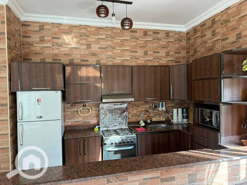 10 47a40b79-8ed7-4ad9-be7d-b52027711fed. jpg