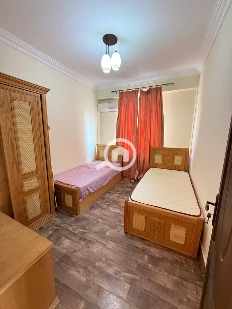 15 eba4cac9-25b1-459d-99ef-1695064bbd52. jpg