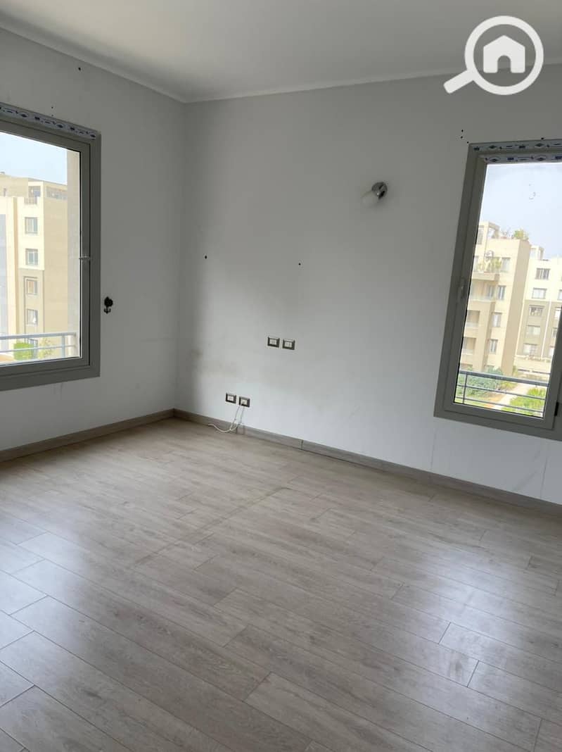 4 WhatsApp Image 2025-04-10 at 12.06. 42 AM (1). jpeg