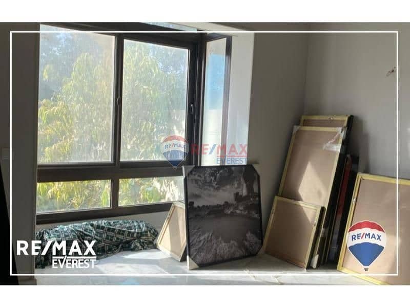 5 773e8772-81a2-4c60-a8e5-fec90eeb20b2. jpg