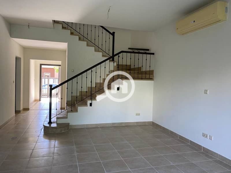 3 df366bef-3f4a-45a3-9bf1-9e00791d9030. jpg