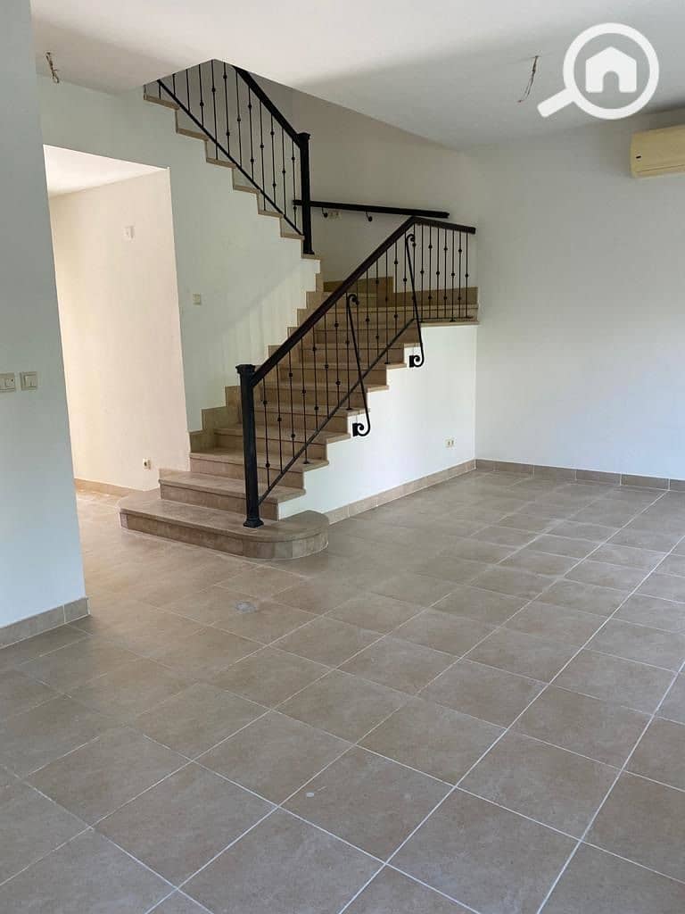 4 f8ac242b-0e14-4e8a-9bcd-de790e75ca24. jpg