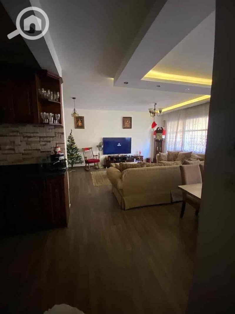 4 7e265185-d1cb-43ec-86c5-e9e741cdb10c. jpg