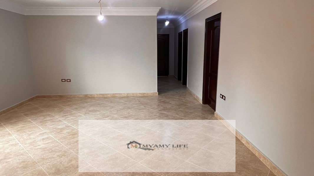 3 e77f19e1-a021-49b3-9834-195f4e7b7064. jpg