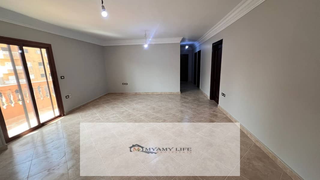 4 f7fd2c08-78ad-4481-97b3-6b940f4c565f. jpg