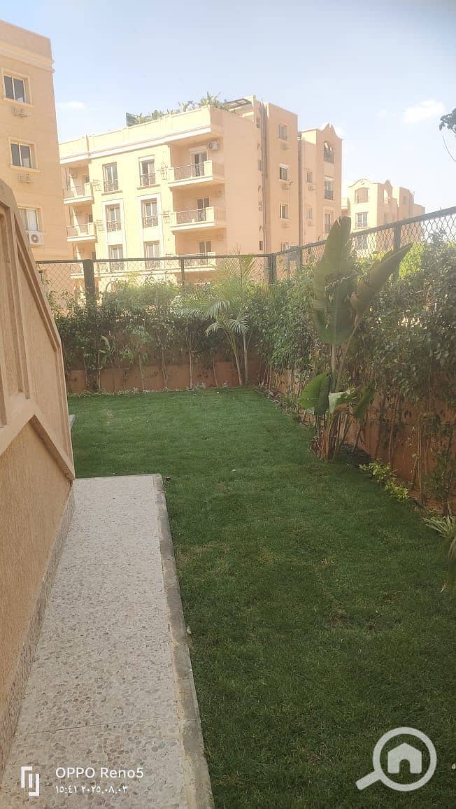 12 1c909ac7-cb48-49f3-9d5b-c6b97452ecfe. jpg