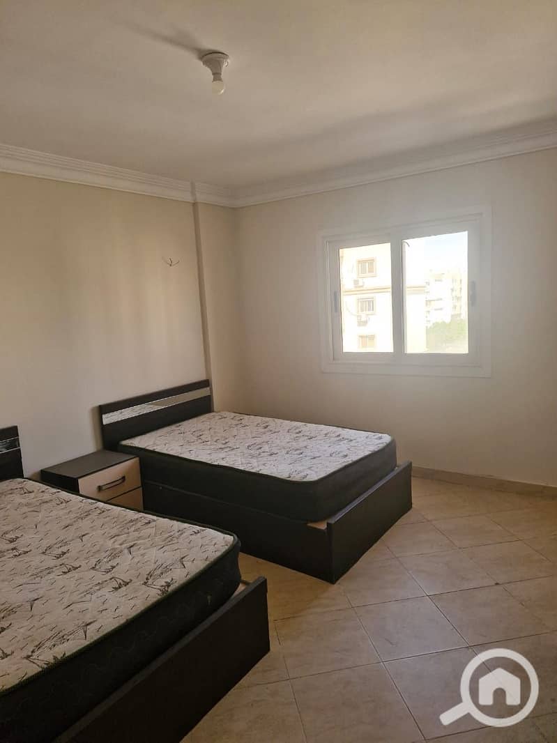 9 eb52cc93-c603-49db-ae0b-e623a0e4879d. jpg