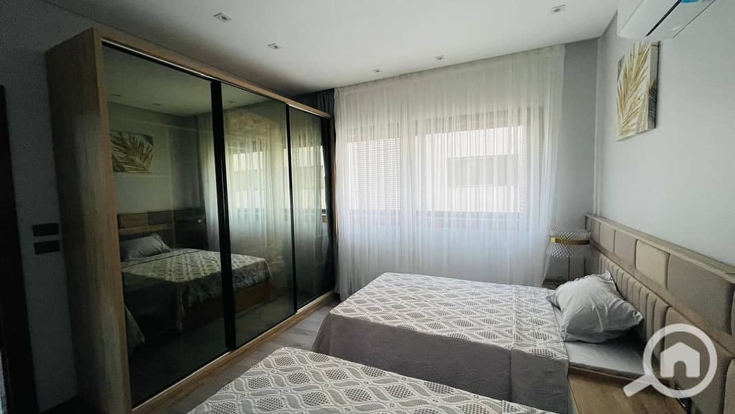 6 WhatsApp Image 2025-12-14 at 18.47. 50 (1). jpeg