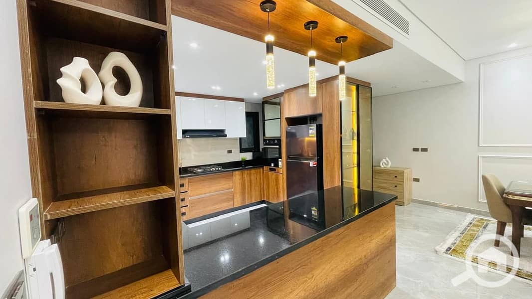 16 WhatsApp Image 2025-12-14 at 18.47. 49 (2). jpeg