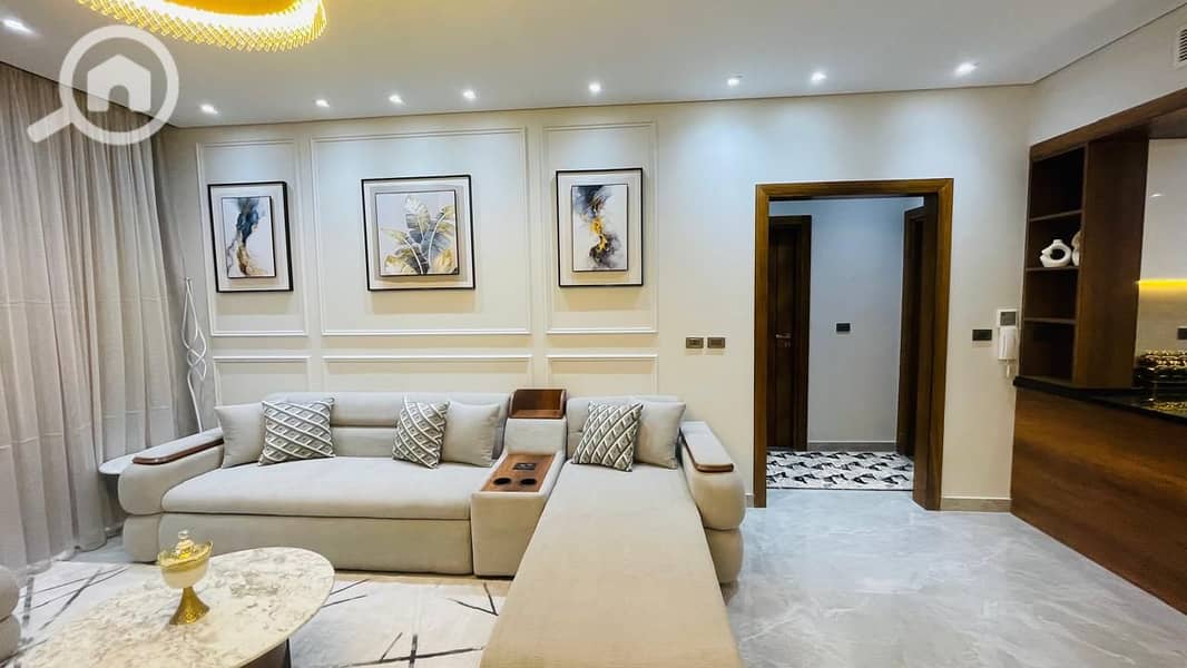 24 WhatsApp Image 2025-12-14 at 18.47. 55 (1). jpeg