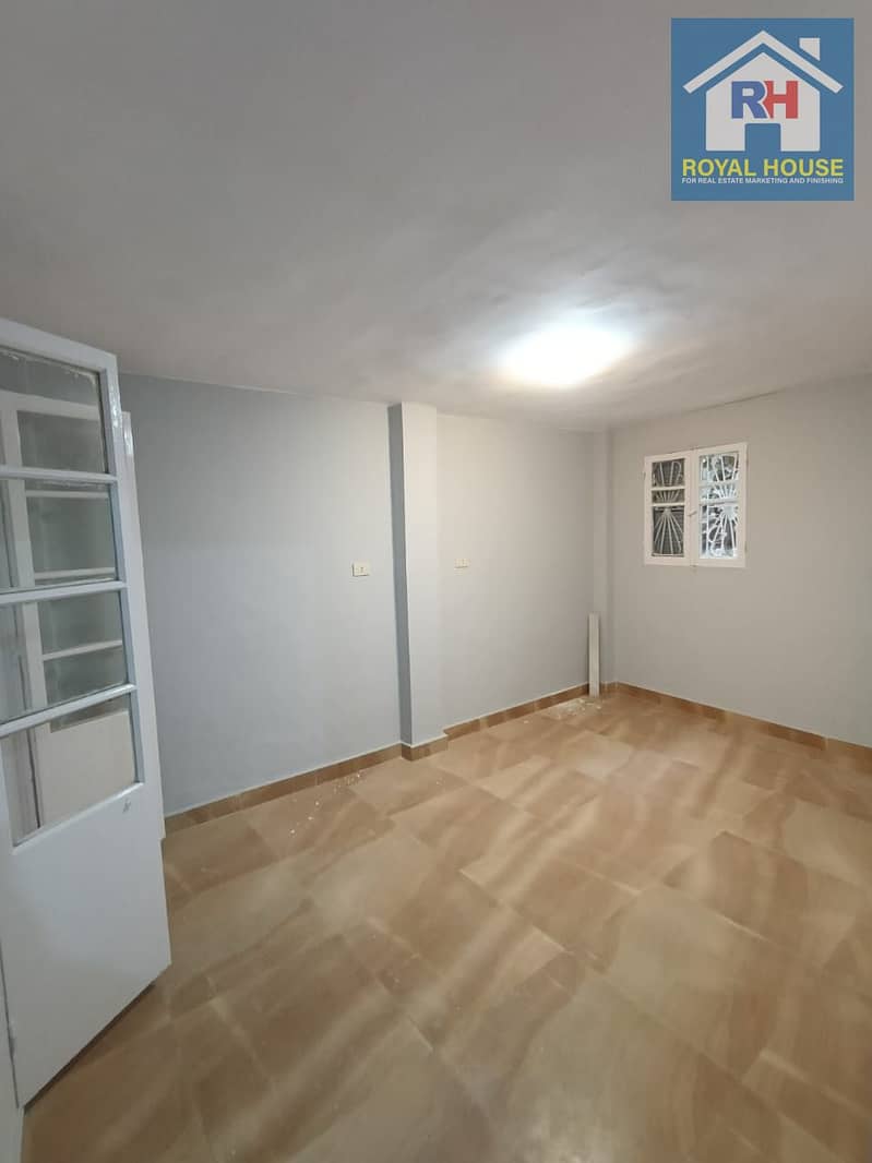 4 58d1c067-7ee2-4c92-85a2-fd46e4325c36. jpg