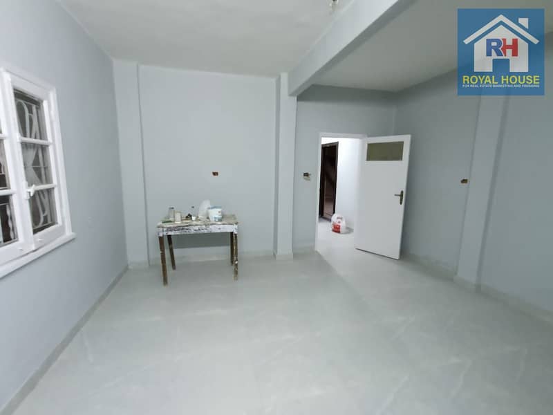 7 d9e3209a-12fc-4b3f-813d-8c6c1f156826. jpg