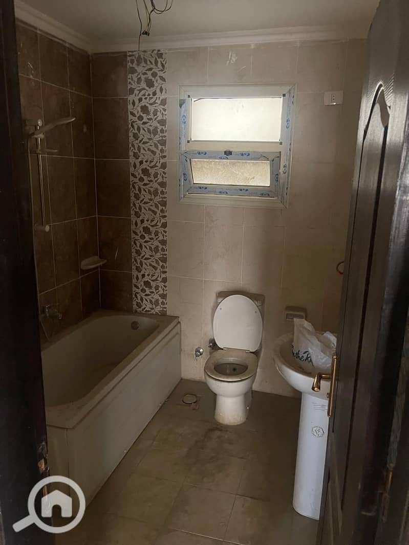 6 WhatsApp Image 2025-12-08 at 15.22. 13_4e632398. jpg