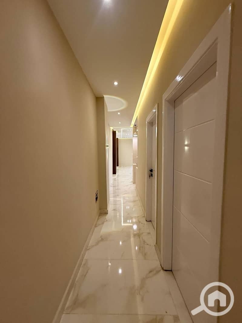 3 2c8eea25-a788-4236-83e3-7e58346fe948. jpg