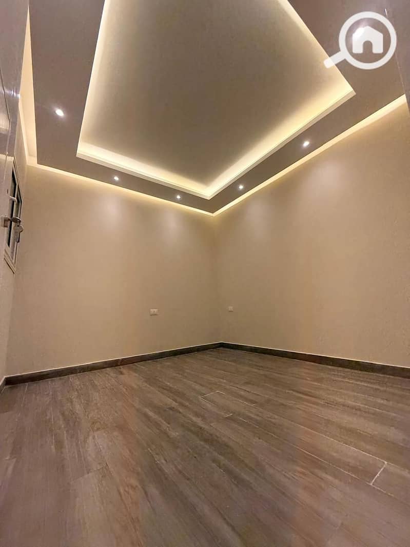 5 9d6153fa-9cfb-47a9-9504-eee7528ebb76. jpg