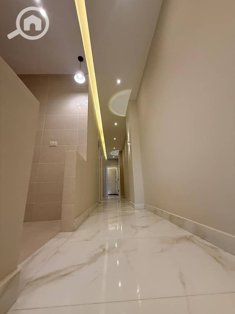 14 92442a61-5c14-42b9-9397-dc01ae06e3dd. jpg