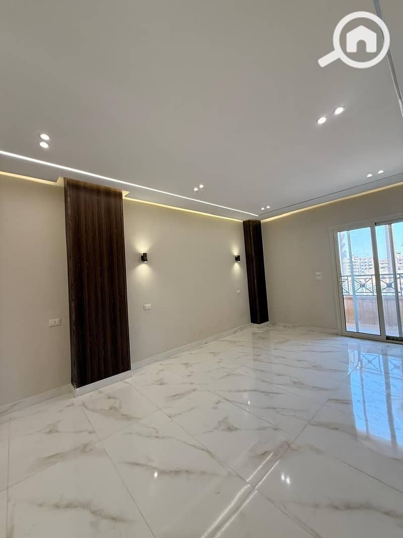 23 c35f45d9-cdd7-4410-98cf-c079125fac37. jpg