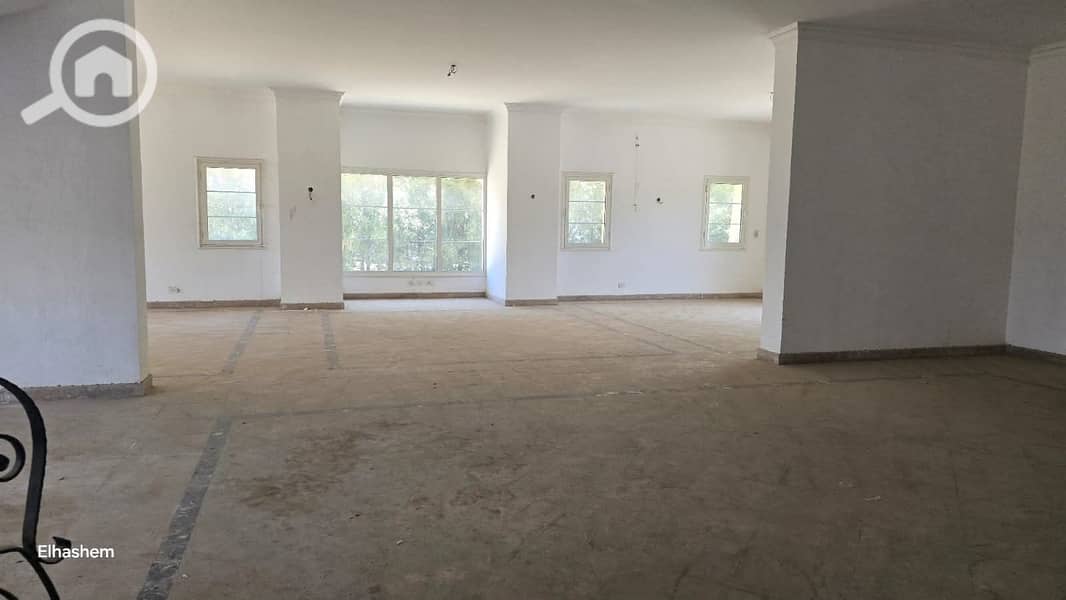 5 c3ddedff-2d8f-48a5-87d9-96aa70b8e9fc. jpg