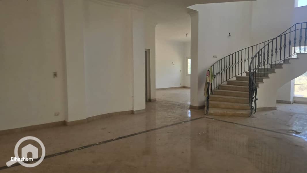 6 d834d665-084d-4b24-b1ba-d441ff08d2f0. jpg