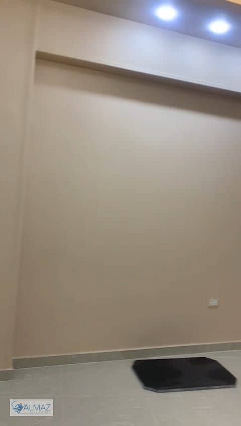 60 WhatsApp Image 2025-12-27 at 5.42. 30 PM. jpeg