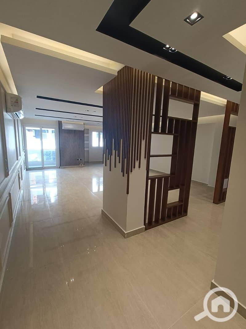 2 070c7409-d213-469a-aaed-693dce1f3615. jpg