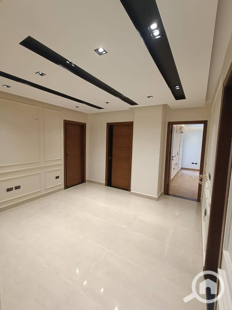 7 f58b1ff1-728b-46ba-adbb-0210122a72cd. jpg