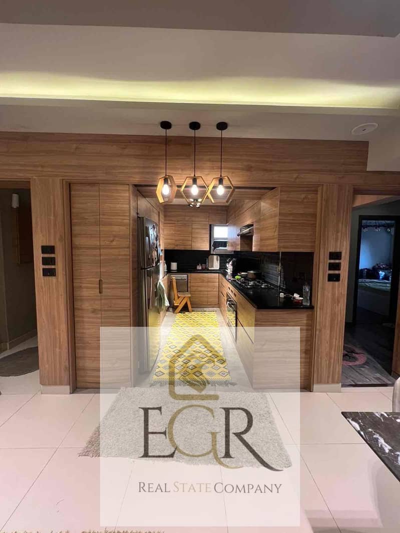 5 e4b8d4a2-9460-40d9-9be8-a09c2f21bb1b. jpg