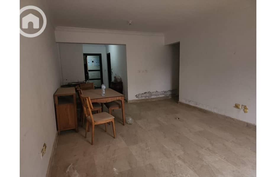 8 979c02b5-42a8-460d-a632-a17991749d21. jfif. jpg