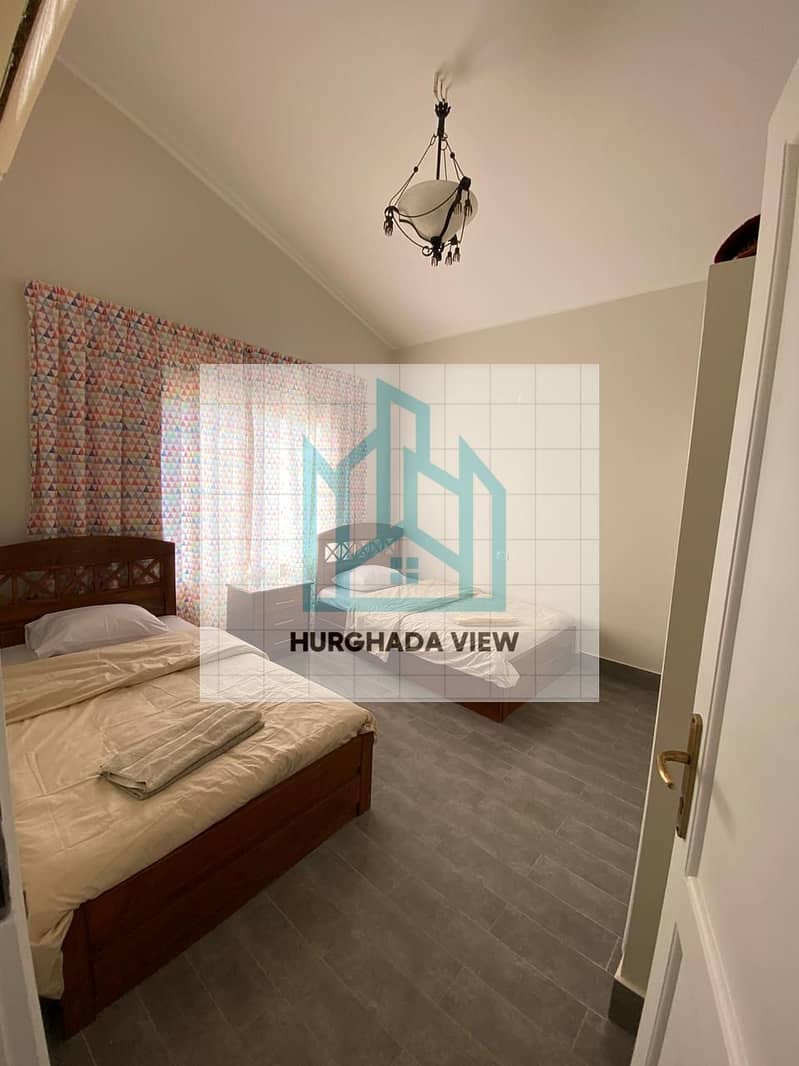 5 569669f6-6a9e-41f6-a6ff-1c2d415108f3. jpg