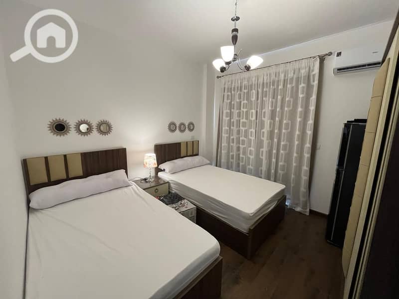 7 19c0d1ae-cf7d-40cb-b1f8-0f8071a4d3b5. jpg