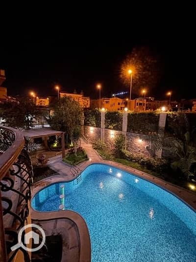 فیلا 6 غرف نوم للايجار في 6 أكتوبر، الجيزة - فيلا الرئاسة للإيجار اليومي بأرقى موقع بالشيخ زايد