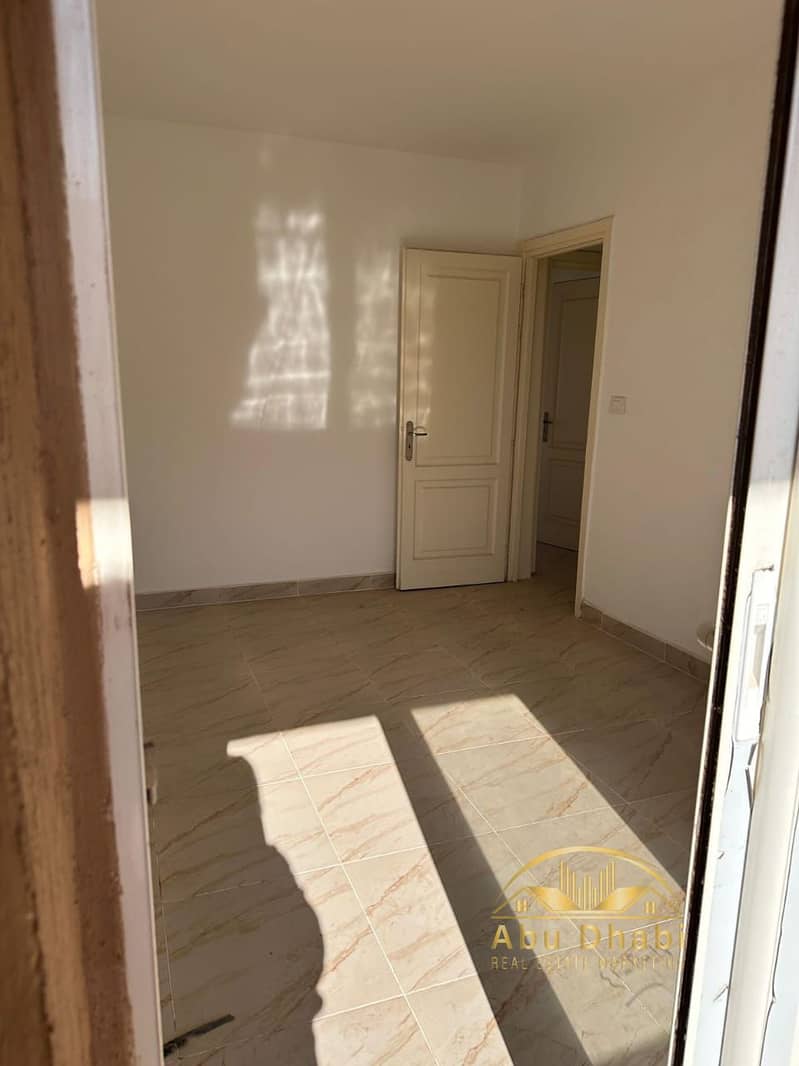 3 c73fca85-9a73-4320-a653-4db59d1260dc. jpg