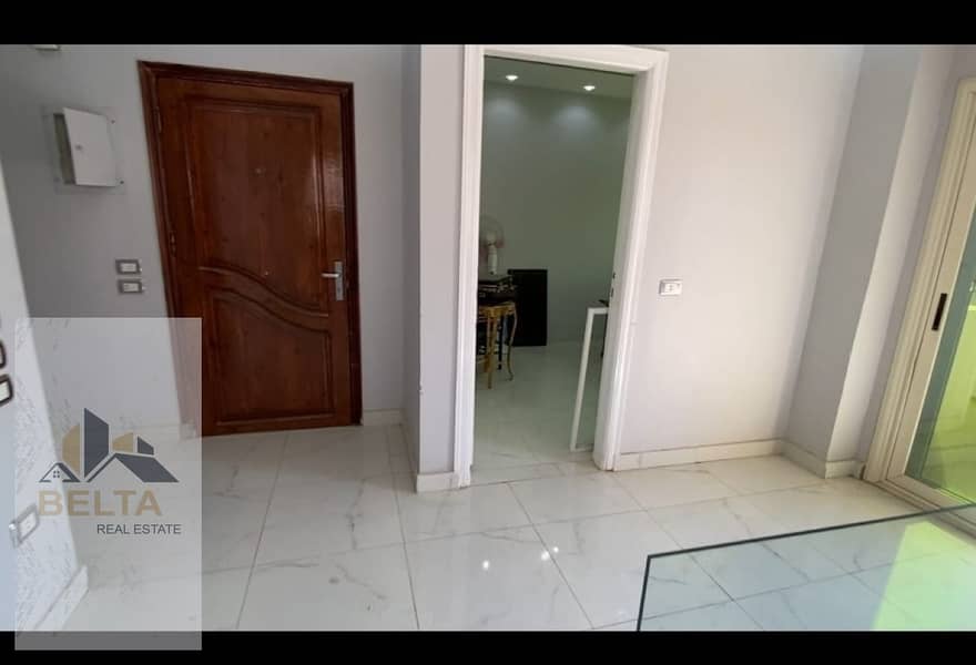 5 57ba53ef-533f-46e6-9328-46fc8e04d649. jpg