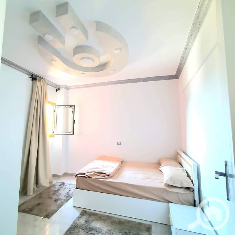 8 243654ca-da61-47f8-a6d2-fa32166833e1. jpg