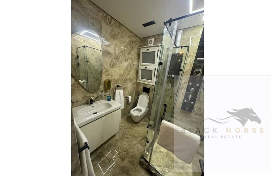 9 WhatsApp Image 2025-01-20 at 2.59. 39 PM (3). jpg