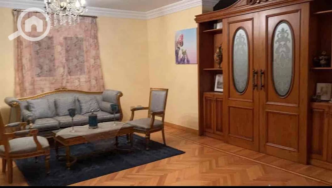 4 6cc9c1fc-df0a-48dc-961a-2cc586cfa388. jpg