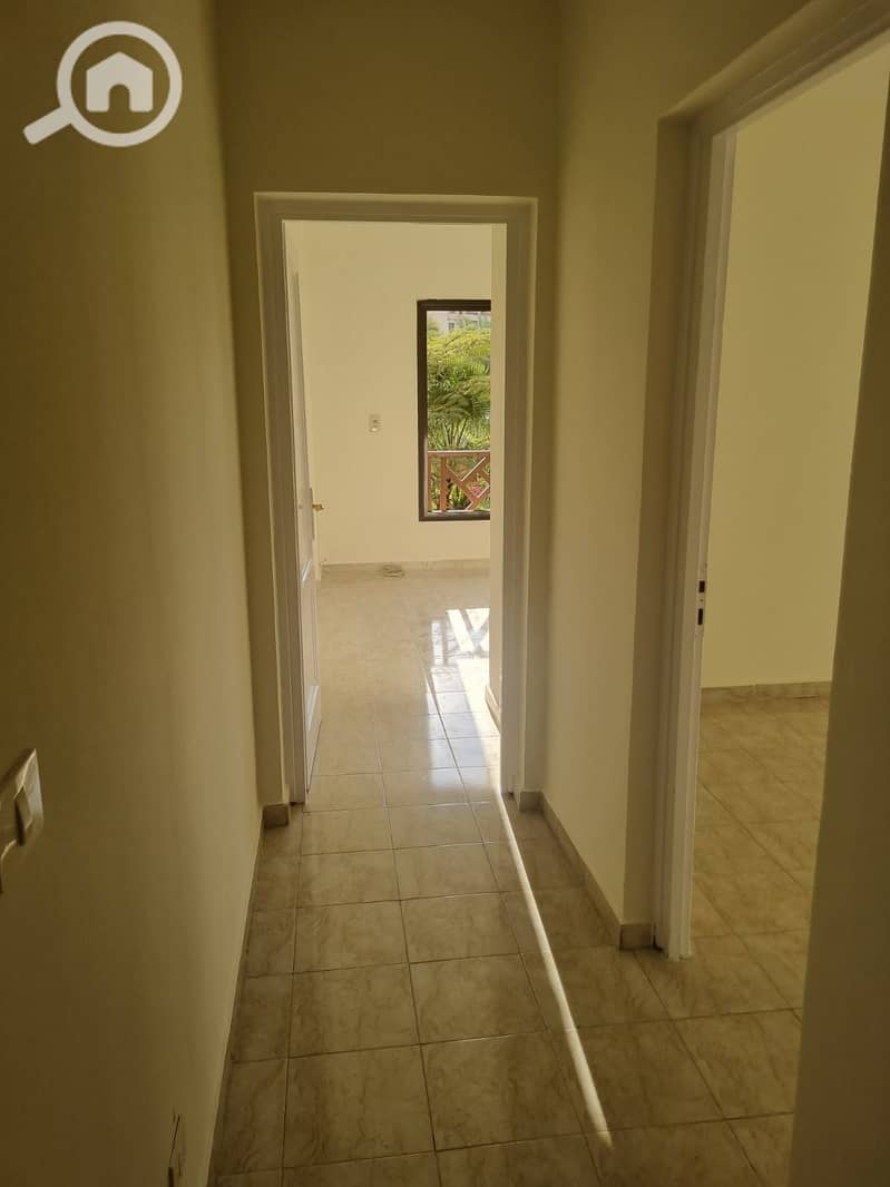 7 c9a03cf2-92e6-46a9-b42e-0f543bd586ab. jpeg