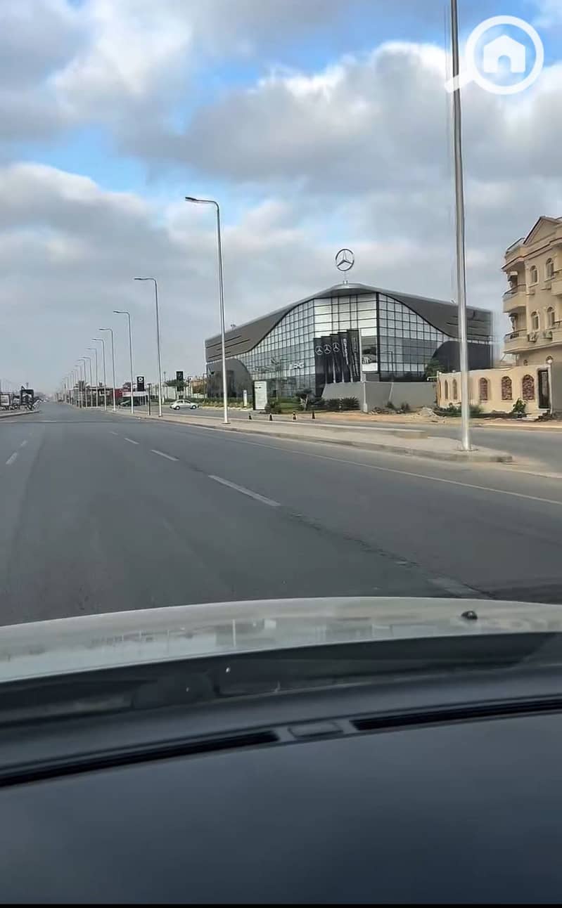 13 1bd69bd5-320e-428d-a6ac-75de722f933a. jpg