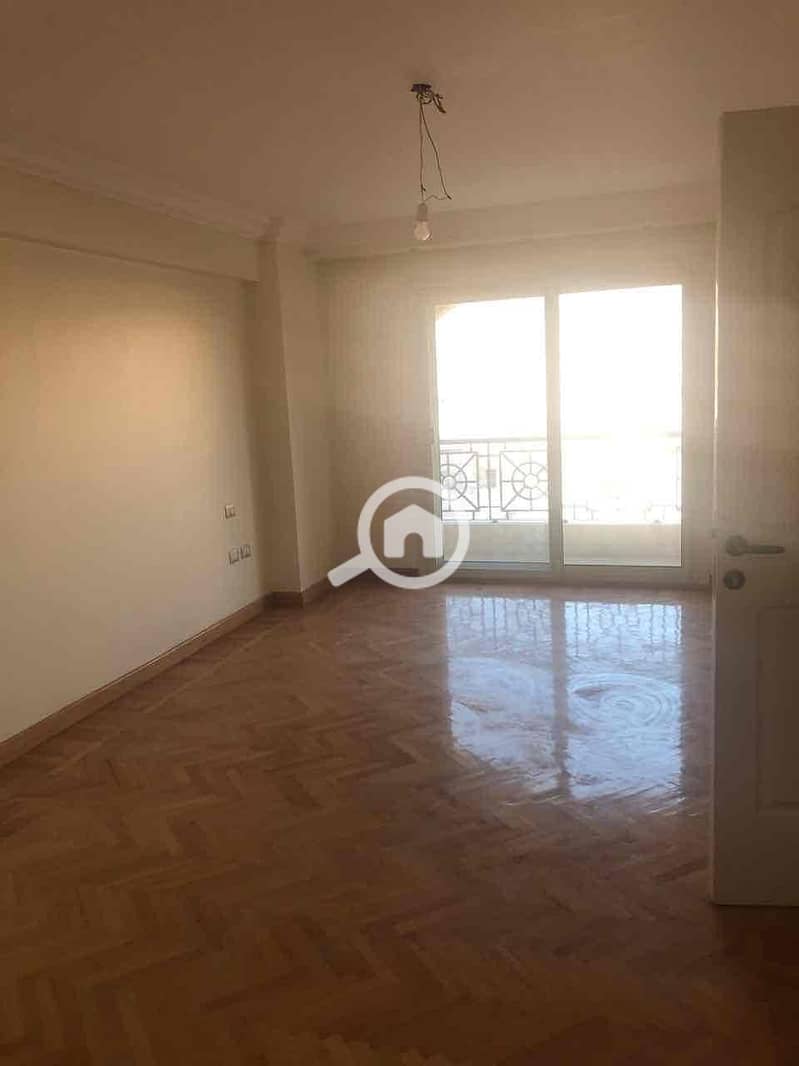 5 209e676f-1013-40e4-8e75-ac2c49d0fc83. jpg