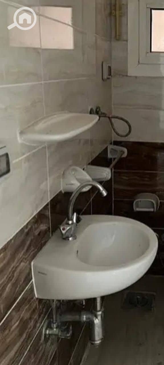 11 0418b0fc-67e4-4013-ac78-25f1a6efede7. jpeg