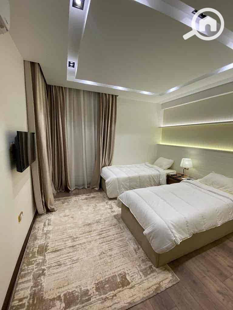 9 71ecb69e-ae9c-42a3-9f98-91b75b358aba. jpg