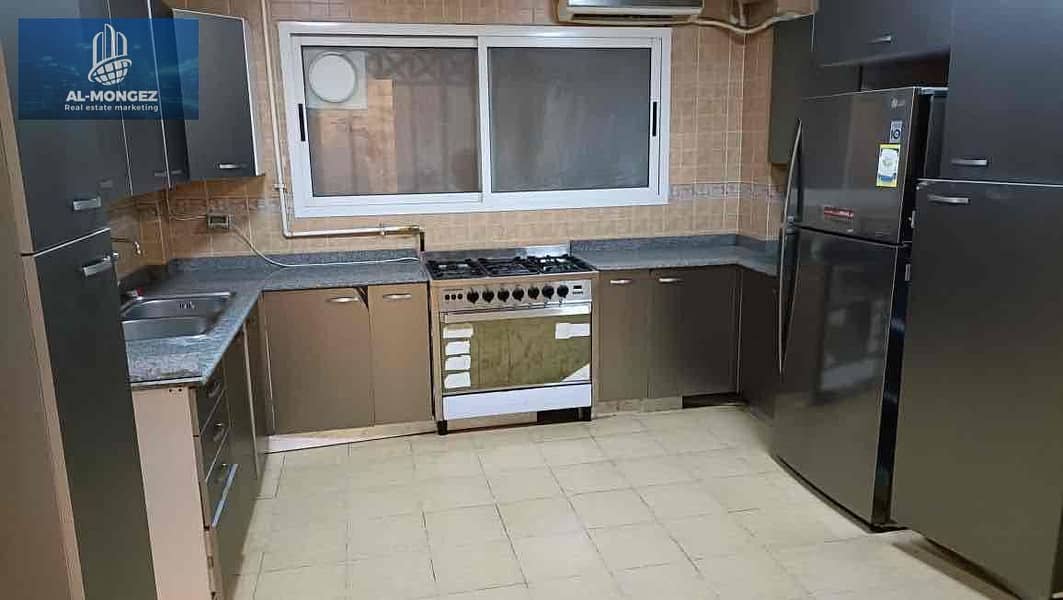 7 bdbafaef-561a-42e7-bfeb-a8b6a1c68ca3. jpg