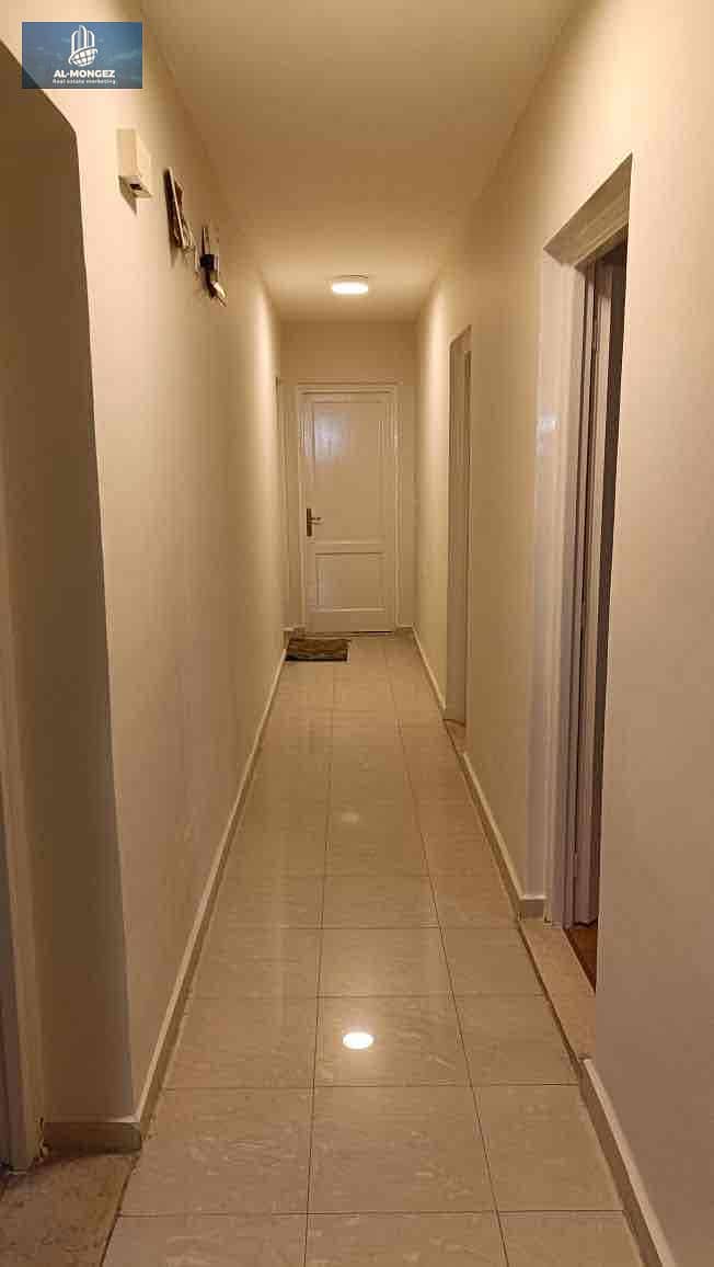 10 450b9d37-6156-4ae9-bbb1-2d40869b9017. jpg