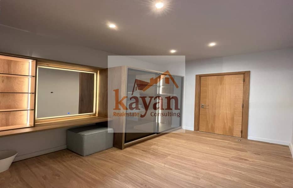 2 2a1dffb0-f474-4088-a1e6-e63d4fb8d676. jpg