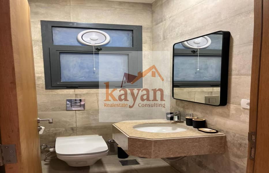 5 27359fe7-0775-4490-b558-e959304f7c19. jpg