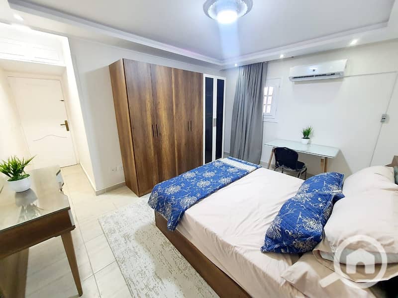 4 f0c16a9a-4827-422b-886e-d52dbcffb380. jpg