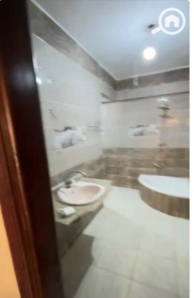 6 598762015_2712787019079412_1125173492605975473_n. jpg