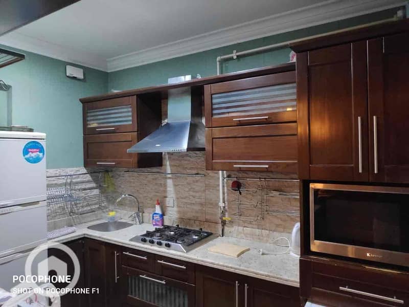 3 921c9122-36dd-4ef7-b244-0f8f1f8a6709. jpg