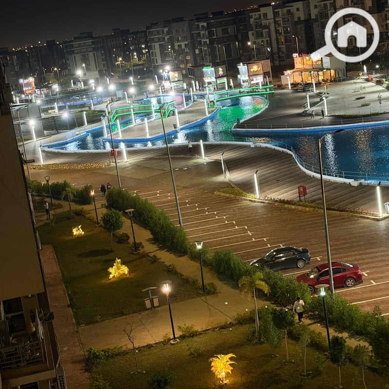 8 8f6b068a-cc87-4d95-a3d4-3768402ac476. jpg