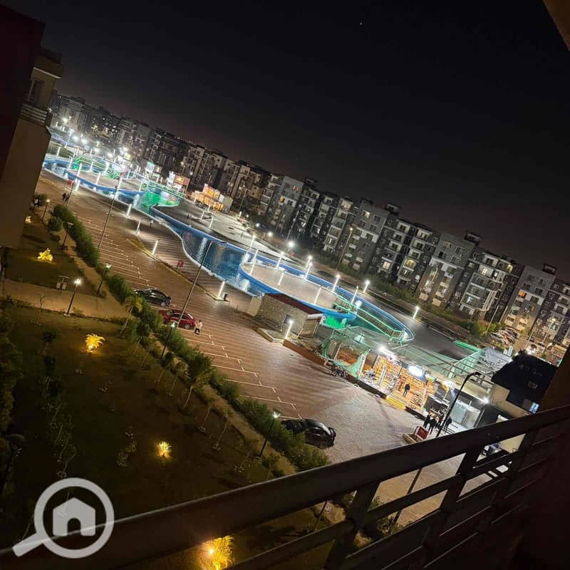 10 e139c202-8772-4ed1-938c-5916779c2c70. jpg